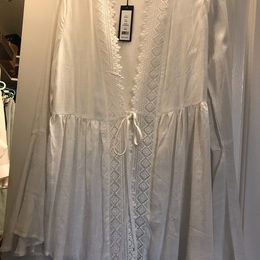 👙 bathing suit cover up